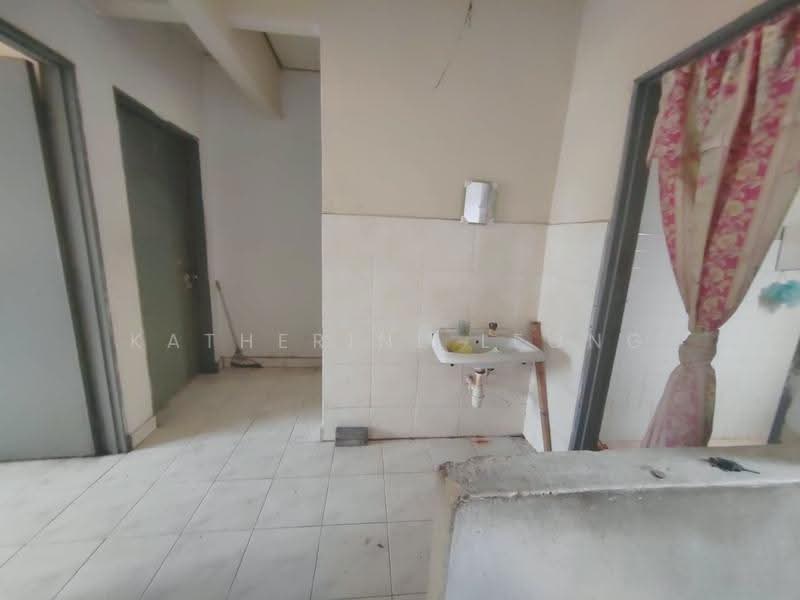 2-storey Terraced House for Sale in Rawang (Selangor) - Katherine Leong - Bathroom - PropertyGuru.com.my