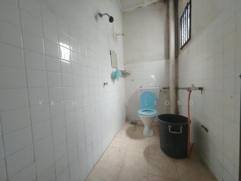 2-storey Terraced House for Sale in Rawang (Selangor) - Katherine Leong - Bathroom - PropertyGuru.com.my