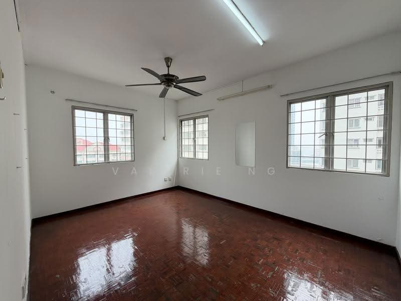 Apartment for Sale at Sri Intan 1 - Valerie Ng - Interior - PropertyGuru.com.my