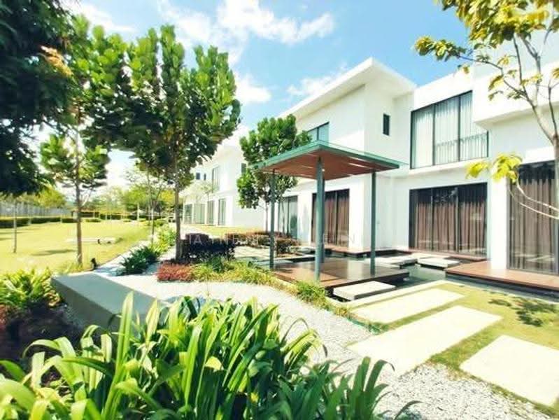 Bungalow House for Sale in Seremban 2 (Negeri Sembilan) - Tifi Ten - Exterior - PropertyGuru.com.my