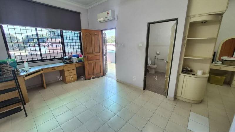 2-storey Terraced House for Sale in Taman Ipoh Timur (Ipoh) - Marcus Seng - Study - PropertyGuru.com.my