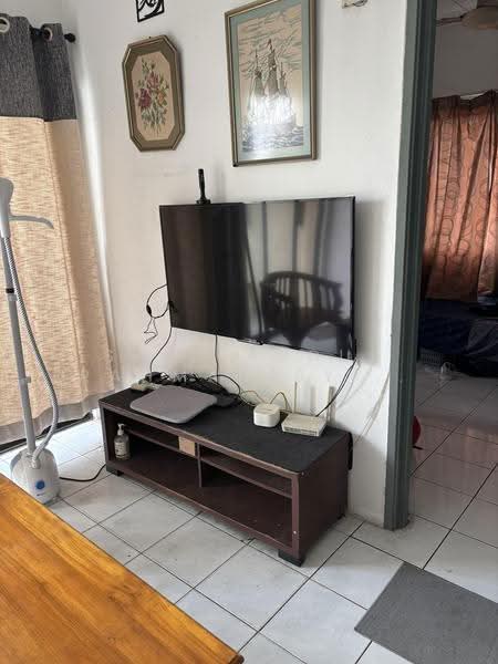 Apartment for Rent at Pangsapuri Perdana - Syed Abdul Rahman Syed Mahamad - Living Room - PropertyGuru.com.my