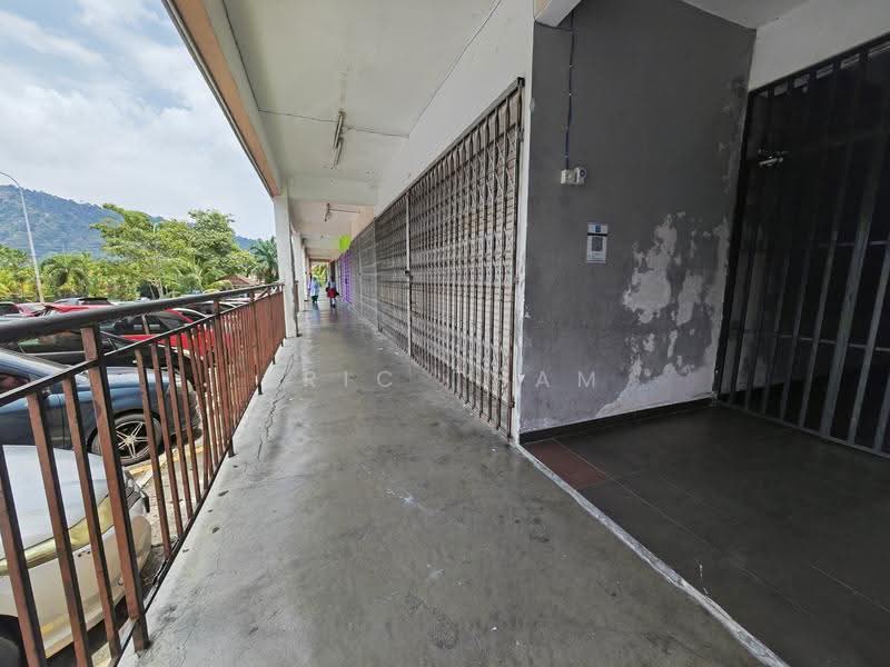 Kedai untuk Dijual di Taman Bukit Segar (Cheras) - Eric Tham - Corridor - PropertyGuru.com.my