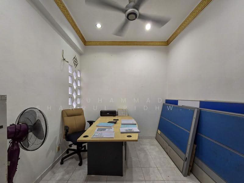Shop / Office for Sale in Bandar Baru Ampang (Ampang) - Muhammad Shahrul Ridhwan Mehamad Nasir - Study - PropertyGuru.com.my