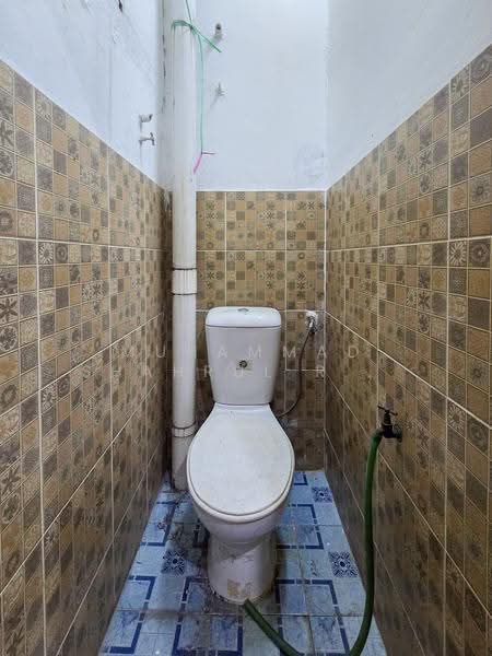 Shop / Office for Sale in Bandar Baru Ampang (Ampang) - Muhammad Shahrul Ridhwan Mehamad Nasir - Bathroom - PropertyGuru.com.my