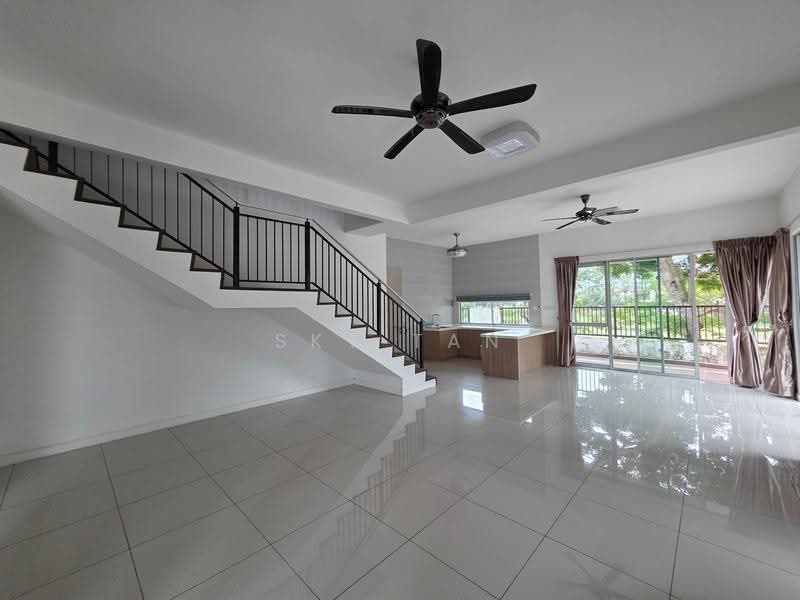 Semi-Detached House for Sale in Taman Nusa Idaman (Iskandar Puteri (Nusajaya)) - Sky Tan - Living Room - PropertyGuru.com.my