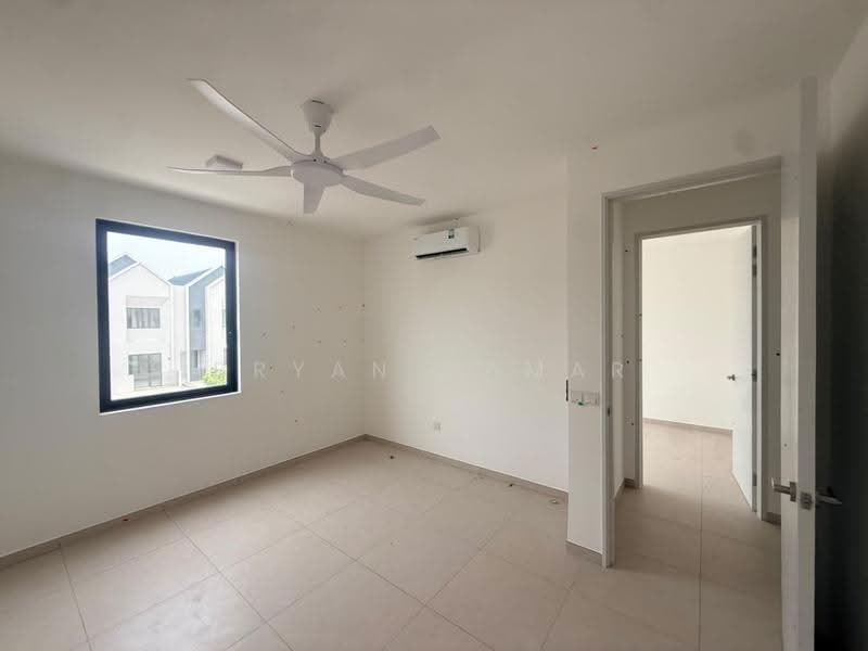 Rumah Teres 1.5-Tingkat untuk Disewa di Petaling (Selangor) - Bryan Kumar - Bedroom - PropertyGuru.com.my