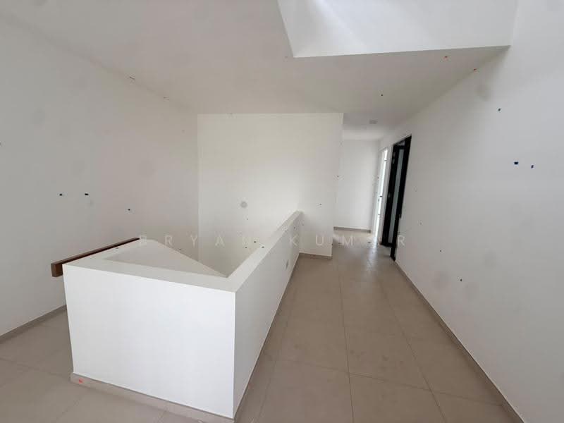Rumah Teres 1.5-Tingkat untuk Disewa di Petaling (Selangor) - Bryan Kumar - Corridor - PropertyGuru.com.my