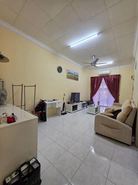 Terraced House for Sale in Taman Mutiara Rini (Skudai) - Joanne Lau - Living Room - PropertyGuru.com.my