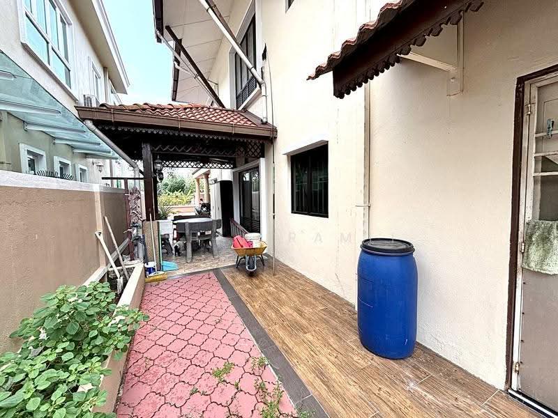 2-storey Terraced House for Sale in Kota Bayuemas (Klang) - Ishak Ramli - Exterior - PropertyGuru.com.my