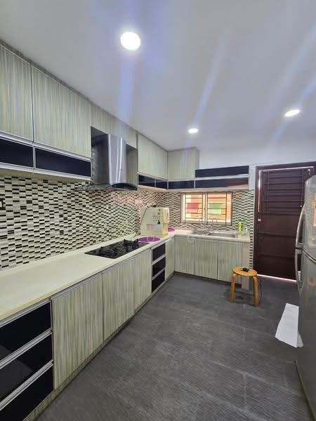 Rumah Teres untuk Dijual di Taman Puchong Hartamas (Puchong) - Joanne Diong - Kitchen - PropertyGuru.com.my