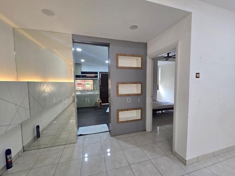 Rumah Teres untuk Dijual di Taman Puchong Hartamas (Puchong) - Joanne Diong - Kitchen - PropertyGuru.com.my