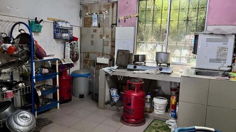 2-storey Terraced House for Sale in Kampung Pasir Baharu Puchong (Puchong) - Siew . - Kitchen - PropertyGuru.com.my