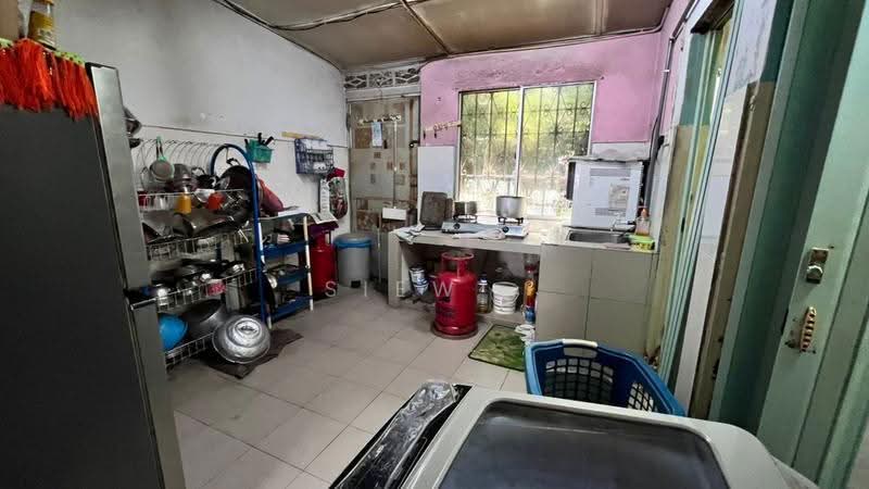 2-storey Terraced House for Sale in Kampung Pasir Baharu Puchong (Puchong) - Siew . - Kitchen - PropertyGuru.com.my