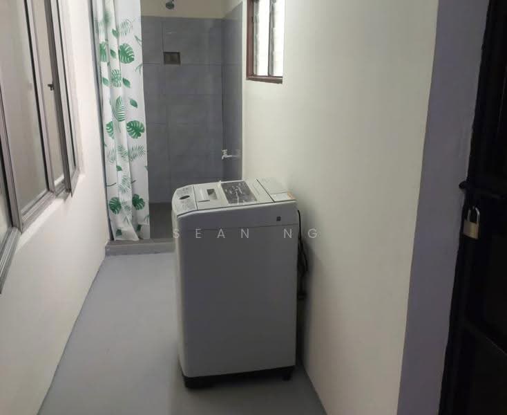 Rumah Teres 1-Tingkat untuk Disewa di Seksyen 8 (Petaling Jaya) - Sean Ng - Bathroom - PropertyGuru.com.my