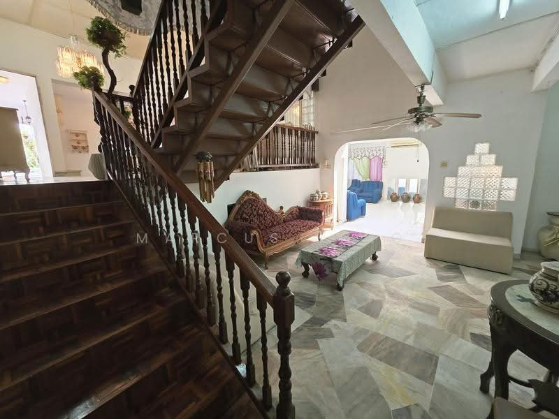 Rumah Banglo untuk Dijual di Taman Maju Rapat (Ipoh) - Marcus Seng - Living Room - PropertyGuru.com.my