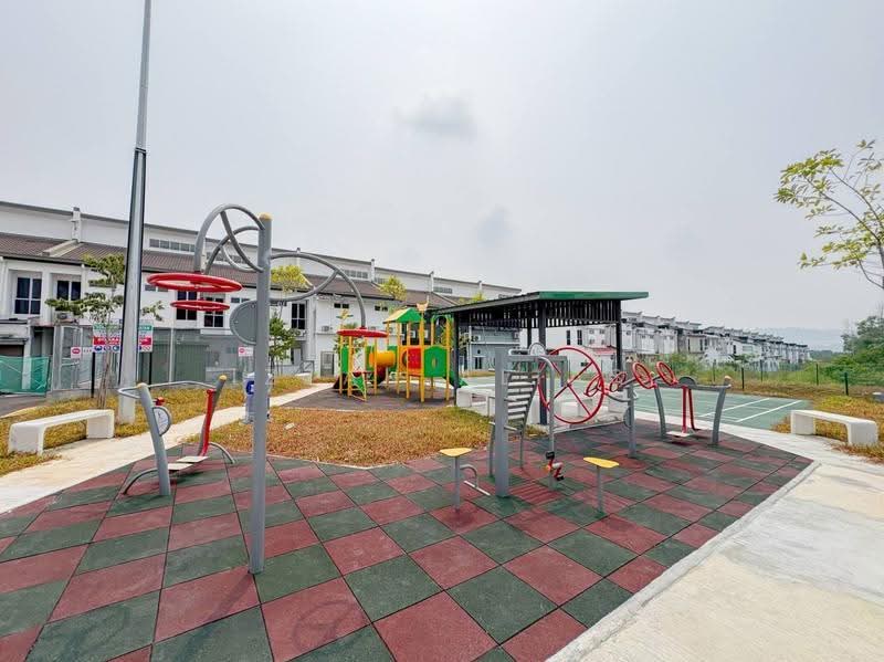 2-storey Terraced House for Sale in Kajang (Selangor) - Izzah Alias - Exterior - PropertyGuru.com.my