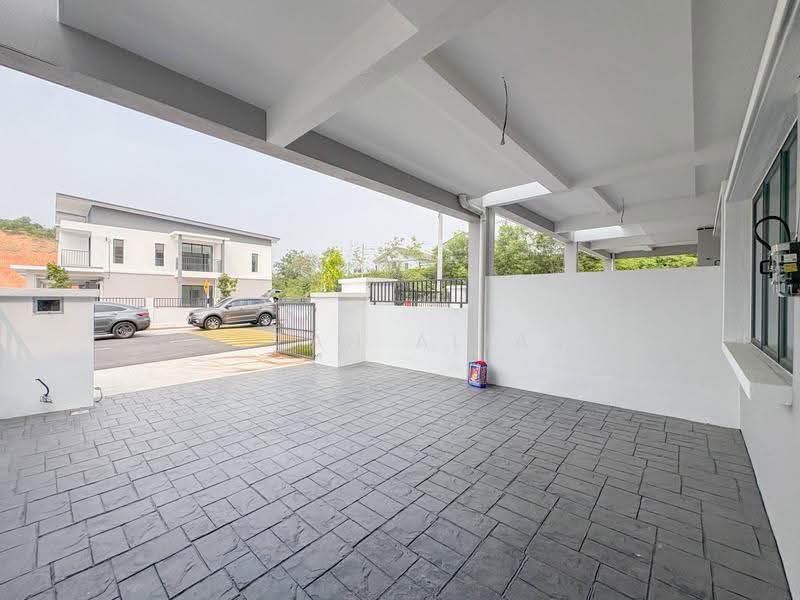 2-storey Terraced House for Sale in Kajang (Selangor) - Izzah Alias - Exterior - PropertyGuru.com.my