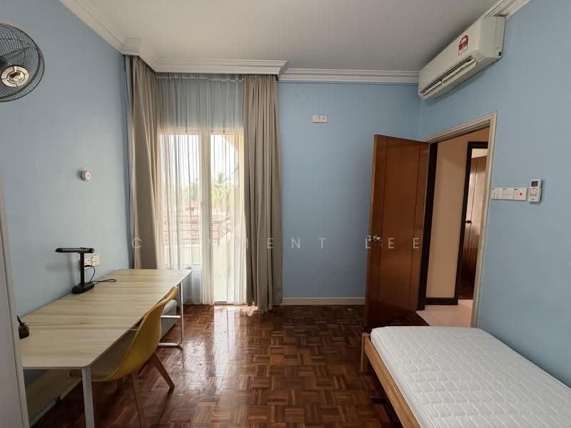 Kondominium untuk Disewa di Mutiara Villa Condominium - Clemment Lee - Bedroom - PropertyGuru.com.my