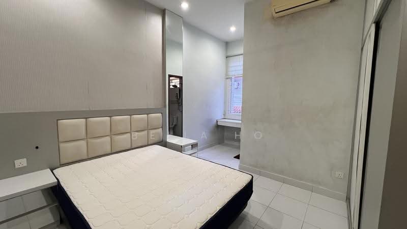 Rumah Teres 2-Tingkat untuk Disewa di Taman Lagenda Putra (Kulai) - Bella Ho - PropertyGuru.com.my