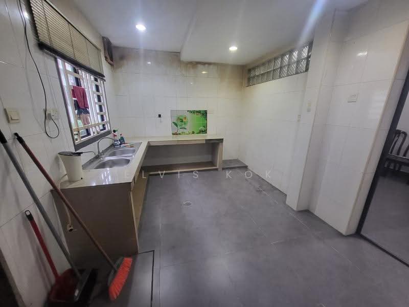 2-storey Terraced House for Sale in Saujana Damansara (Damansara Damai) - Elvis Kok - Kitchen - PropertyGuru.com.my