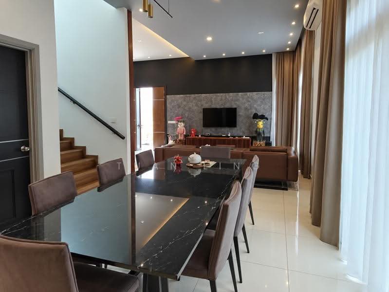Rumah Teres 2-Tingkat untuk Dijual di Setia Eco Gardens (Gelang Patah) - Tuan Ling - Living Room - PropertyGuru.com.my