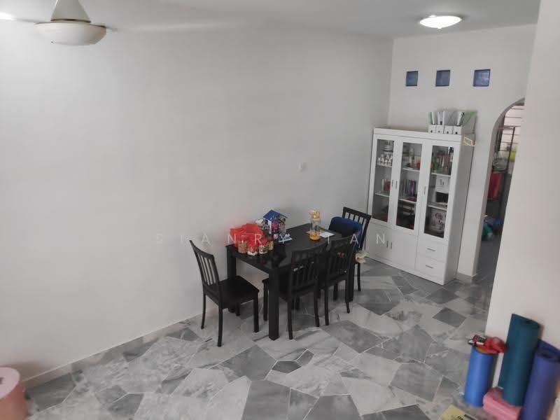 2-storey Terraced House for Sale in BANDAR PUCHONG JAYA (Puchong) - Sianry Tan - Dining Room - PropertyGuru.com.my