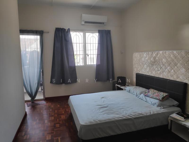 2-storey Terraced House for Sale in BANDAR PUCHONG JAYA (Puchong) - Sianry Tan - Bedroom - PropertyGuru.com.my