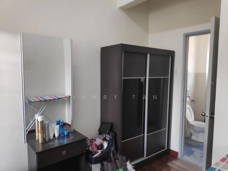 2-storey Terraced House for Sale in BANDAR PUCHONG JAYA (Puchong) - Sianry Tan - Bathroom - PropertyGuru.com.my