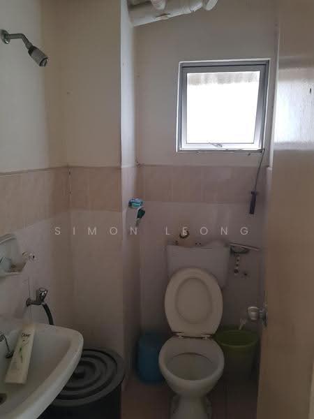 Apartment for Rent at Flora Damansara Apartment - Simon Leong - Bathroom - PropertyGuru.com.my