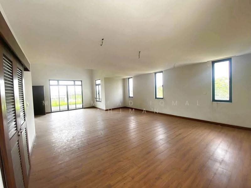 3-storey Terraced House for Sale in Seksyen U16 (Shah Alam) - Muhammad Iqmal Rahiman - PropertyGuru.com.my