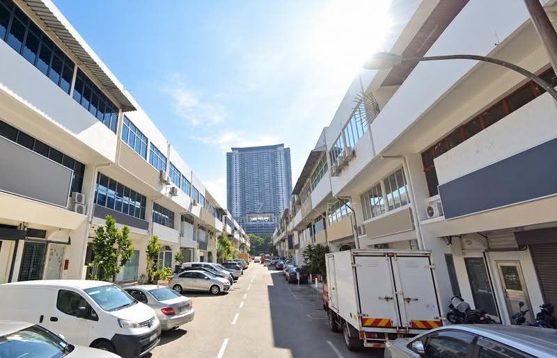 Shop for Sale in Bandar Baru Sri Petaling (Sri Petaling) - Jazz Yee - Exterior - PropertyGuru.com.my