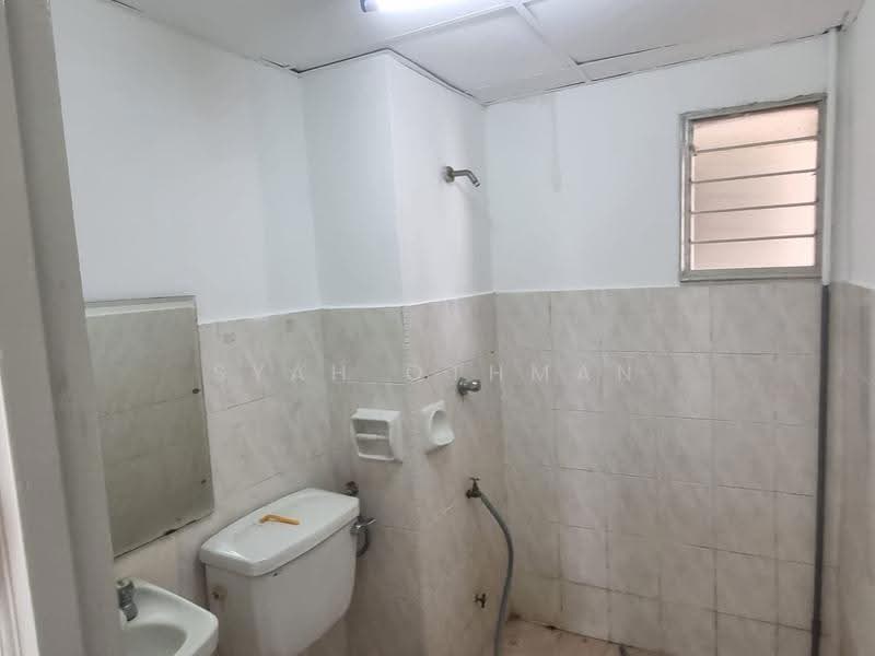 Apartment for Sale at SD Tiara Apartment - Syah Othman - Bathroom - PropertyGuru.com.my