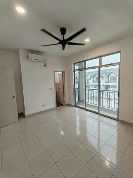 Terraced House for Rent in Pasir Gudang (Johor) - Kim . - Living Room - PropertyGuru.com.my