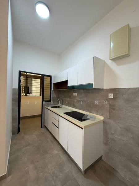 Condominium for Sale at Maya@Likas - Jessie Ting - Kitchen - PropertyGuru.com.my