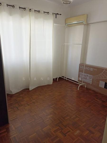 Apartment for Sale at Anjung Hijau (Greenfields) - Sianry Tan - Interior - PropertyGuru.com.my
