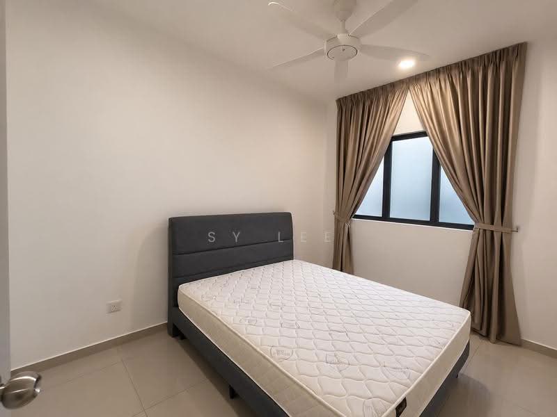 Kediaman Servis untuk Disewa di Duduk Se.Ruang @ Eco Sanctuary - SY Lee - Bedroom - PropertyGuru.com.my