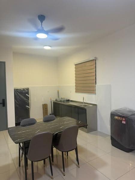 Service Residence for Rent at Parkland Residence @ Kajang 2 - Lesli Yim - Dining Room - PropertyGuru.com.my