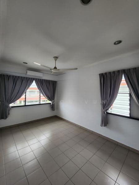 2-storey Terraced House for Sale in Kota Kinabalu (Sabah) - Alison Vun - Bedroom - PropertyGuru.com.my
