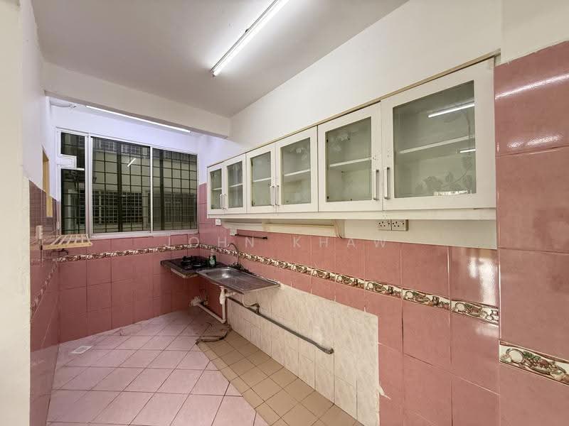 Pangsapuri untuk Disewa di Pangsapuri Sri Alpinia - John Khaw - Kitchen - PropertyGuru.com.my