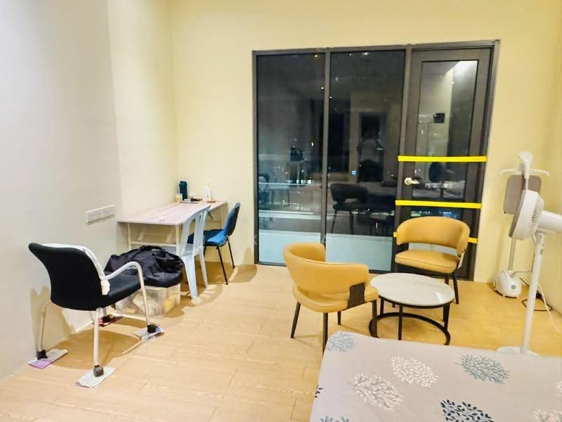 Kediaman Servis untuk Disewa di Bangsar Trade Centre - Max Tai - Living Room - PropertyGuru.com.my