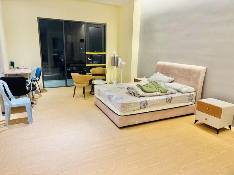 Kediaman Servis untuk Disewa di Bangsar Trade Centre - Max Tai - Bedroom - PropertyGuru.com.my