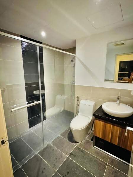 Kediaman Servis untuk Disewa di Bangsar Trade Centre - Max Tai - Bathroom - PropertyGuru.com.my