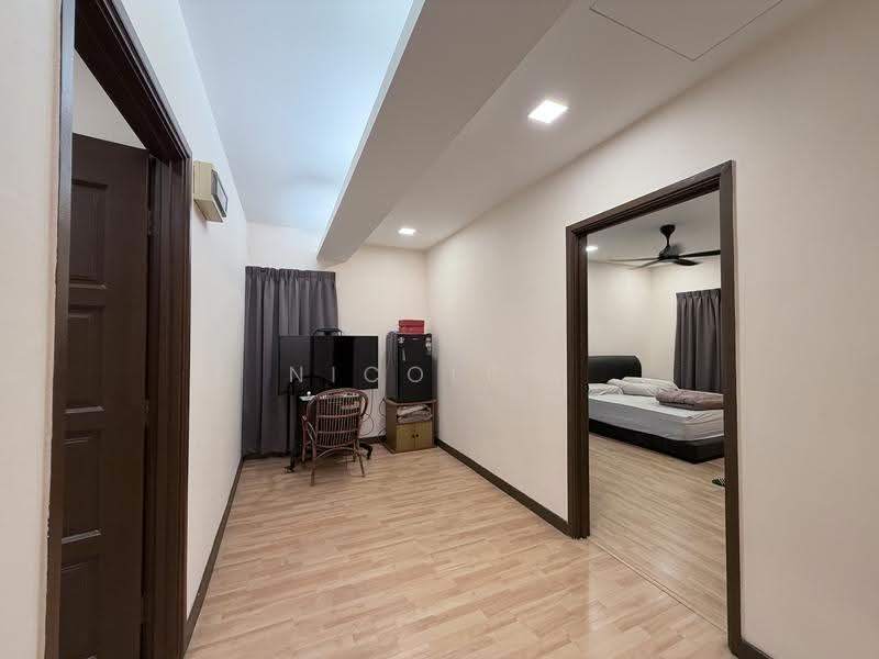 Rumah Teres 2-Tingkat untuk Dijual di Taman Bidara (Selayang) - Nicole . - Bedroom - PropertyGuru.com.my