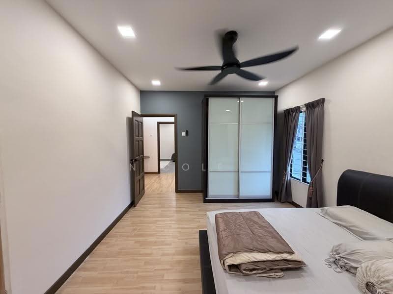 Rumah Teres 2-Tingkat untuk Dijual di Taman Bidara (Selayang) - Nicole . - Bedroom - PropertyGuru.com.my