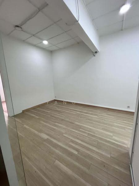 Shop for Rent in Bangsar Baru (Bangsar) - Yang . - Interior - PropertyGuru.com.my