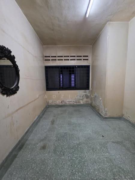 2-storey Terraced House for Sale in Taman Wahyu (Batu Caves) - Fadzilah Rosli - Interior - PropertyGuru.com.my