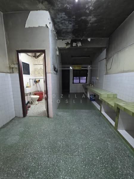 2-storey Terraced House for Sale in Taman Wahyu (Batu Caves) - Fadzilah Rosli - Bathroom - PropertyGuru.com.my