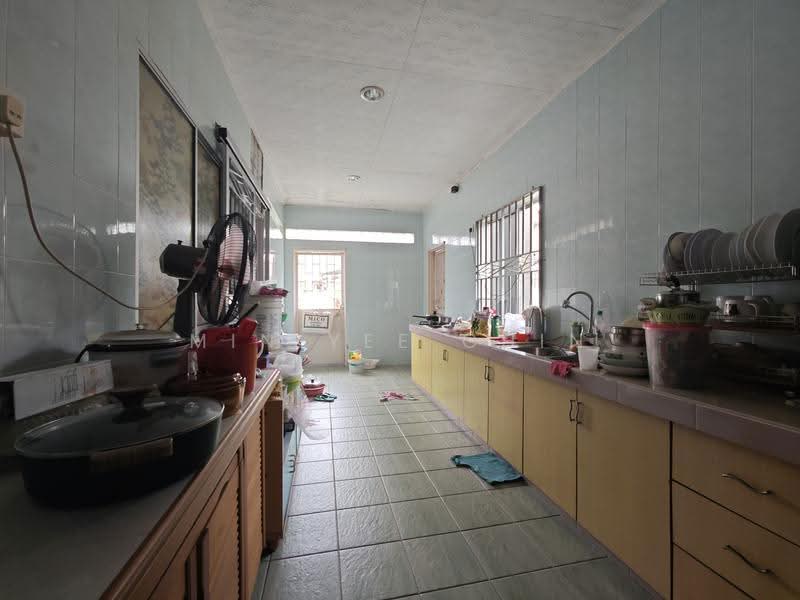 Rumah Teres 1-Tingkat untuk Dijual di Melaka (Melaka City) - Min Yee Chin - Kitchen - PropertyGuru.com.my
