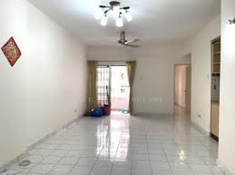 Condominium for Sale at Pelangi Damansara - Chloe Hew - Living Room - PropertyGuru.com.my